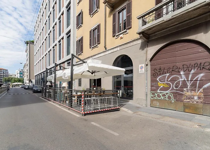 Guesthost - Bright Navigli Apartamento