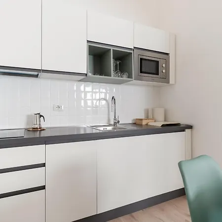 Apartmán Guesthost - Bright Navigli Milán