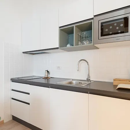 Apartmán Guesthost - Bright Navigli